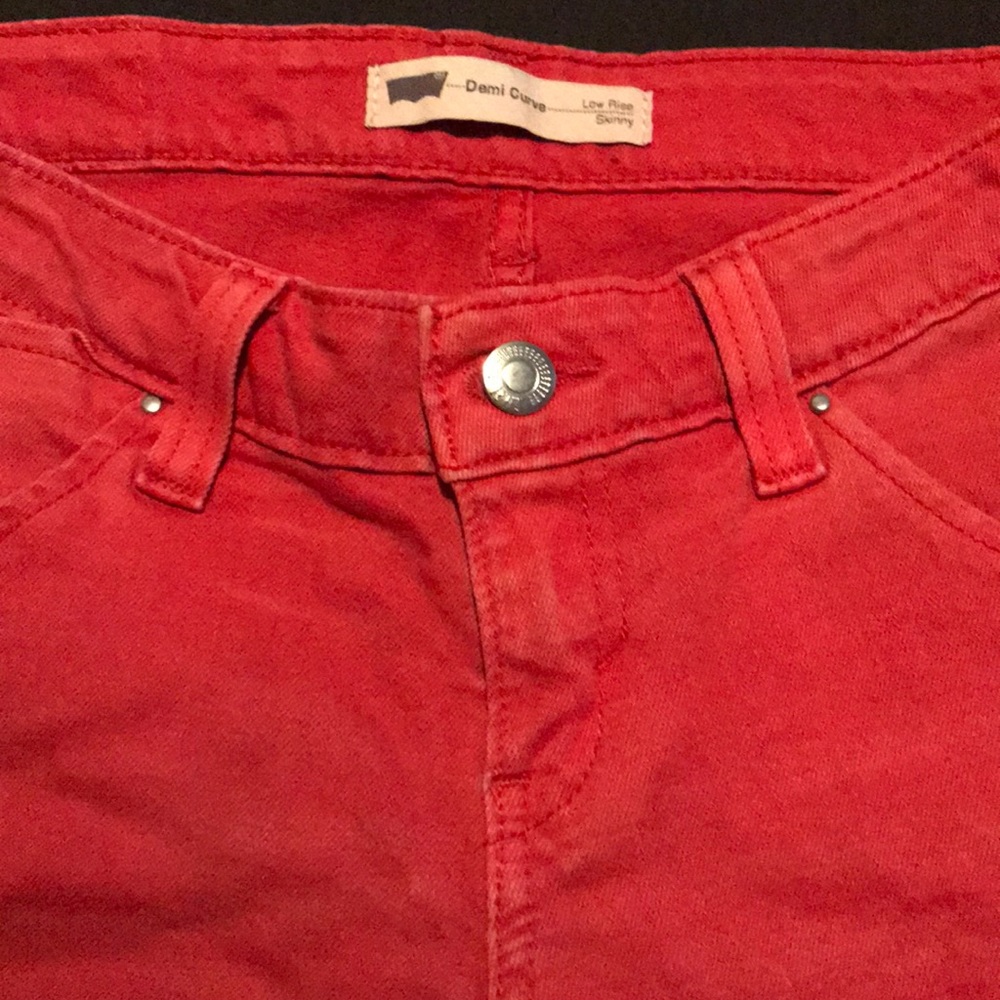 Levi’s Low Rise - Picture 2 of 4